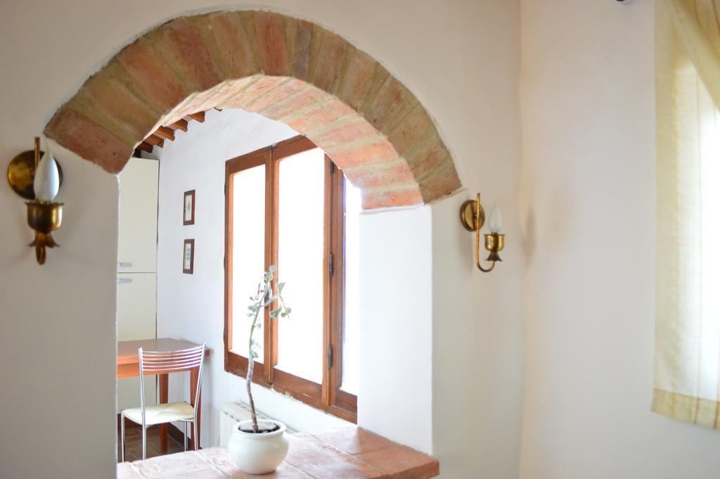 Apartment With Little Arch Montepulciano Stazione Kamer foto